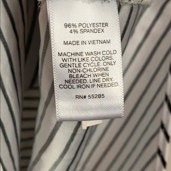 Express Cap Sleeve Blouse White/Black Size Small - Picture 6 of 6